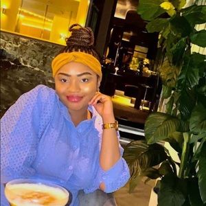 Meet your Posher, Naomie